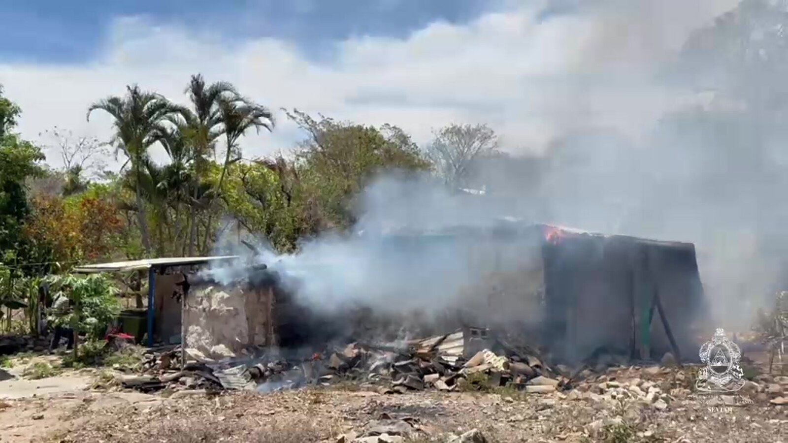 Vivienda afectada por un incendio en Yauyupe, El Paraíso, durante la atención en campo del equipo de SEVIAH